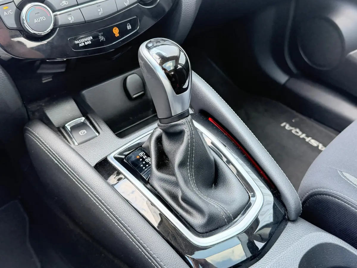 1.3 DIG-T Business Edition Automaat - Black Pearl - Nieuwstaat