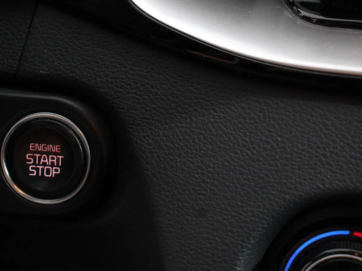 1.6 GDI PHEV DynamicLine Automaat Climate control Keyless Cruise control LED Parkeersensoren achter Camera Stuur verwarming Stoel verwarming Apple Carplay/ Andriod Auto