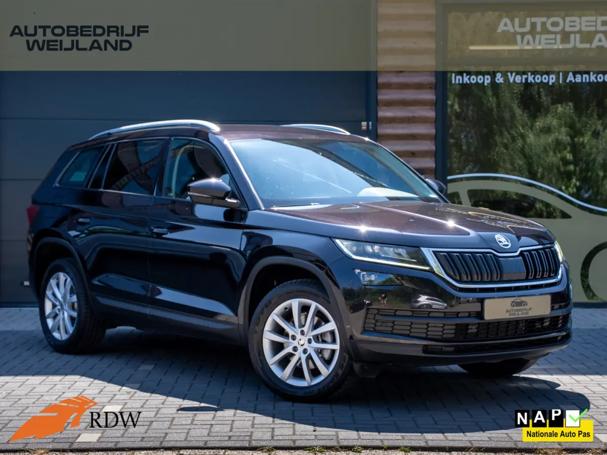 1.5 TSI Business Edition 7p. NIEUWSTAAT I 1ste eig. I 7 persoons I 1800kg I 150PK I Camera I Leer I 18" I Carplay I BTW-auto I