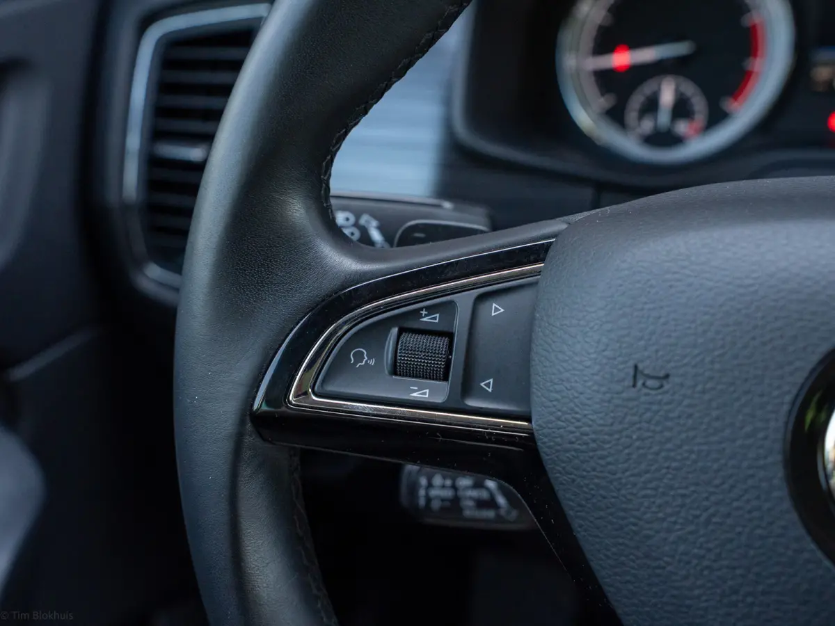 1.5 TSI Business Edition 7p. NIEUWSTAAT I 1ste eig. I 7 persoons I 1800kg I 150PK I Camera I Leer I 18" I Carplay I BTW-auto I