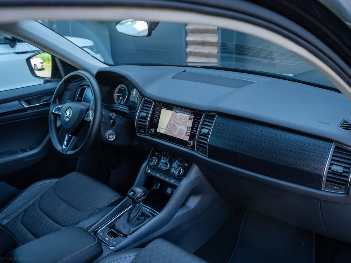 1.5 TSI Business Edition 7p. NIEUWSTAAT I 1ste eig. I 7 persoons I 1800kg I 150PK I Camera I Leer I 18" I Carplay I BTW-auto I