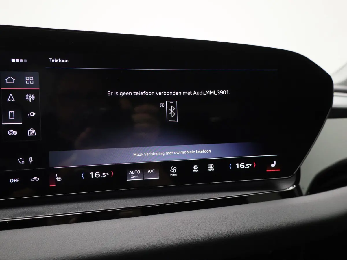 edition 83 kWh 251 PK | Adaptive cruise control | Dodehoekdetectie | Climate control | Stoelverwarming voor & achter | Stuurverwarming | 360 graden camera | Carbon pakket | Privacy glas | Wa