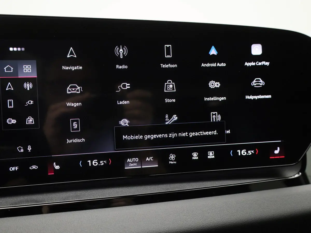 edition 83 kWh 251 PK | Adaptive cruise control | Dodehoekdetectie | Climate control | Stoelverwarming voor & achter | Stuurverwarming | 360 graden camera | Carbon pakket | Privacy glas | Wa
