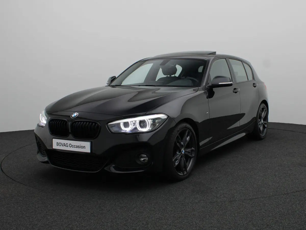 5-deurs 120i High Executive | Edition M Sport Shadow | Achteruitrijcamera | Schuifdak | Navigatie Professional | 18''