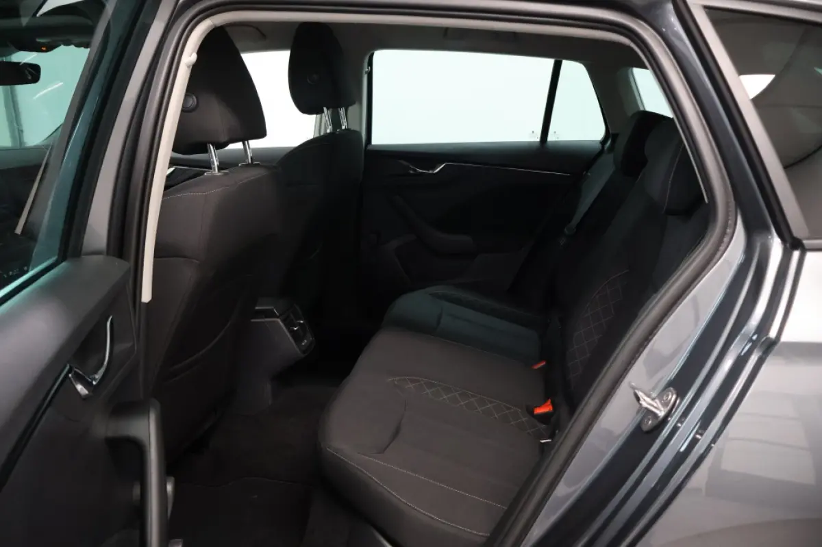 1.0 TSI Ambition | LMV | LED