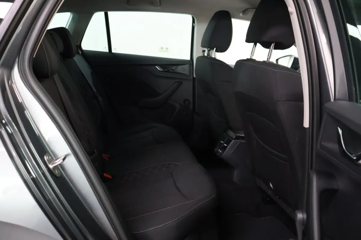 1.0 TSI Ambition | LMV | LED