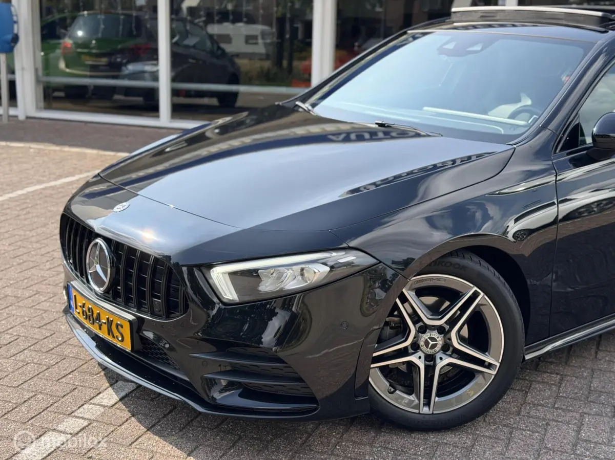 180 Premium Plus AMG|Sfeer|Pano|Memory|
