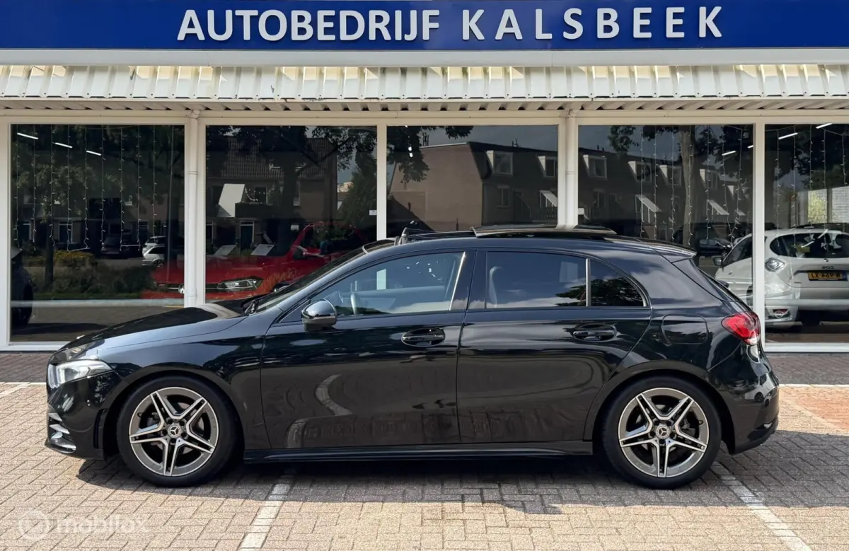 180 Premium Plus AMG|Sfeer|Pano|Memory|