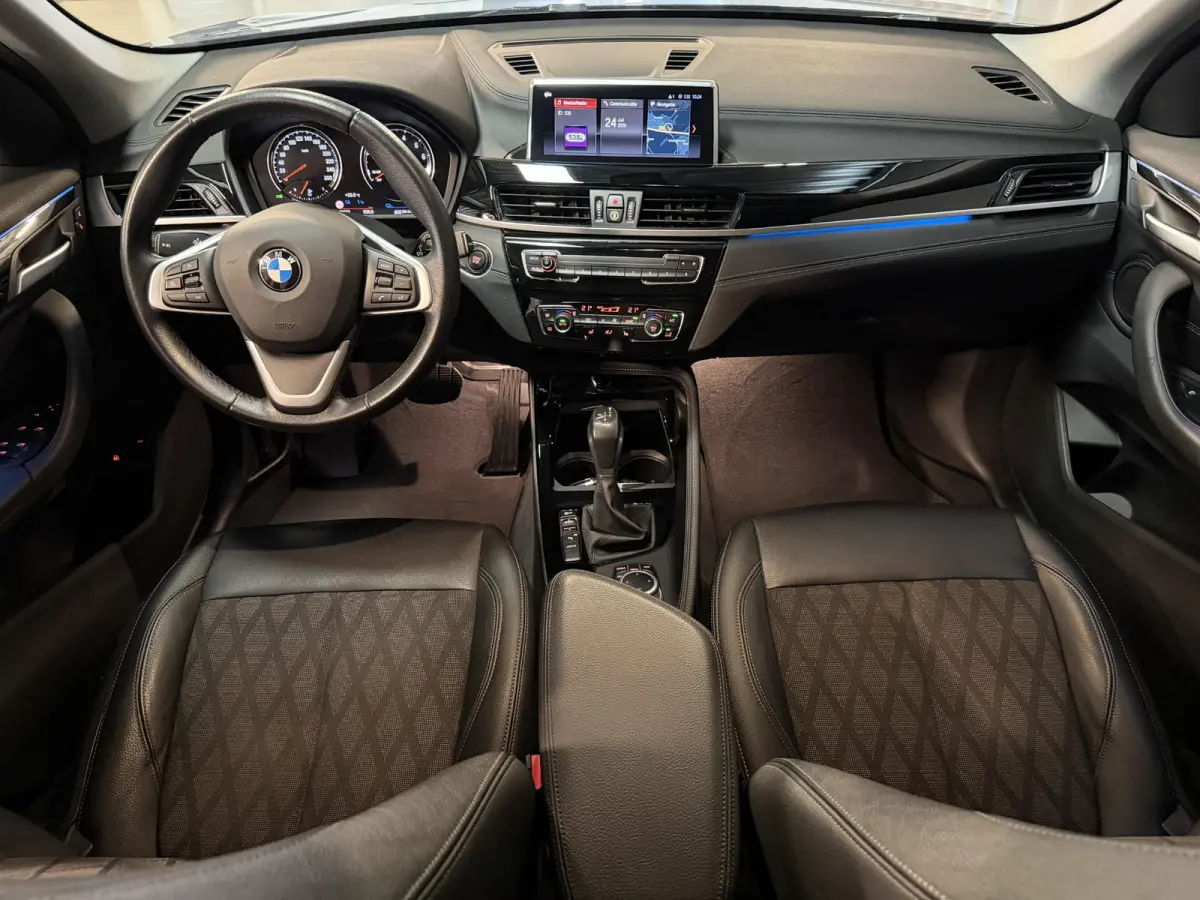 xDrive25e Executive xLine 18"/SOH 94%/Keyless/Memory + stoelverwarming/Camera/Elektrische Klep/LED/DAB/Navigatie/PDC