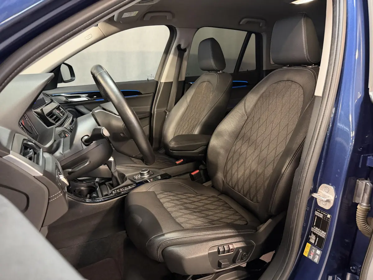 xDrive25e Executive xLine 18"/SOH 94%/Keyless/Memory + stoelverwarming/Camera/Elektrische Klep/LED/DAB/Navigatie/PDC