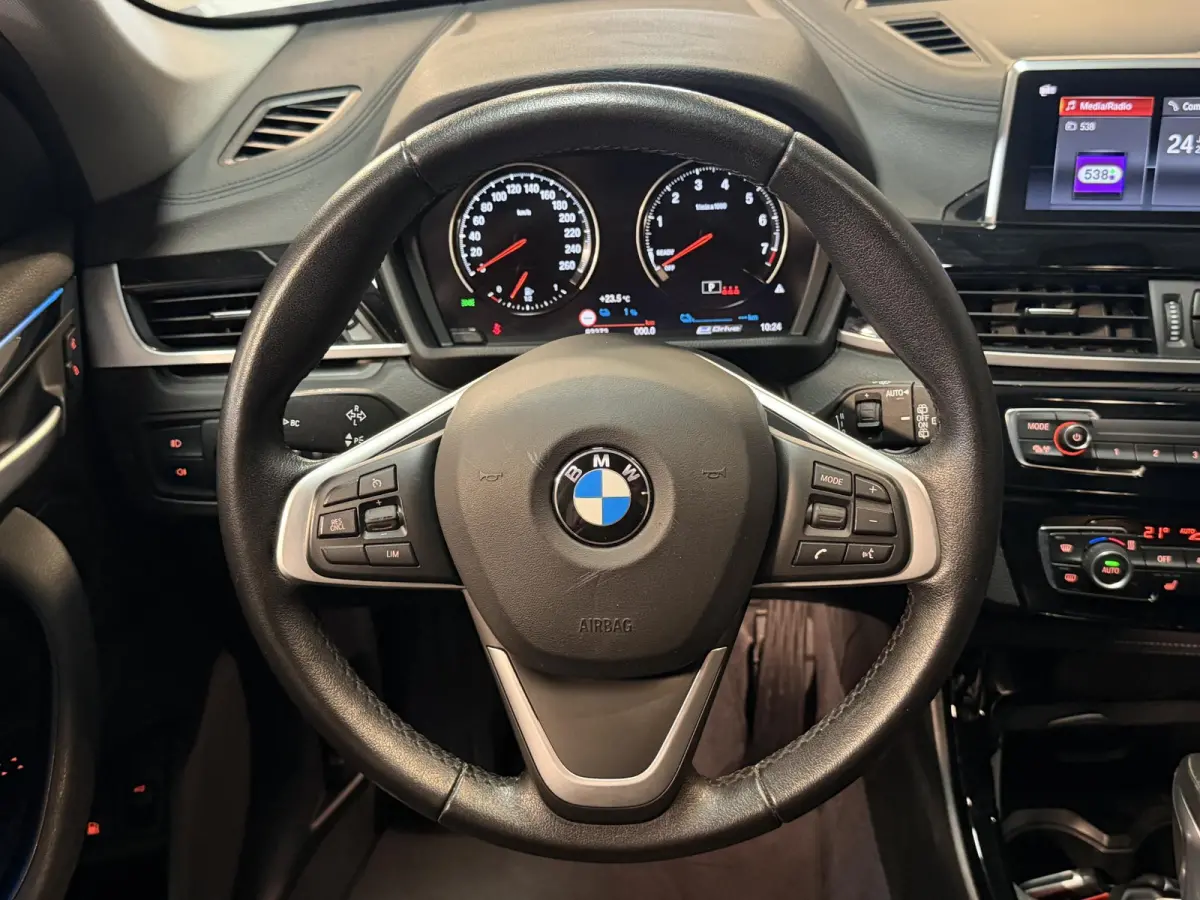 xDrive25e Executive xLine 18"/SOH 94%/Keyless/Memory + stoelverwarming/Camera/Elektrische Klep/LED/DAB/Navigatie/PDC