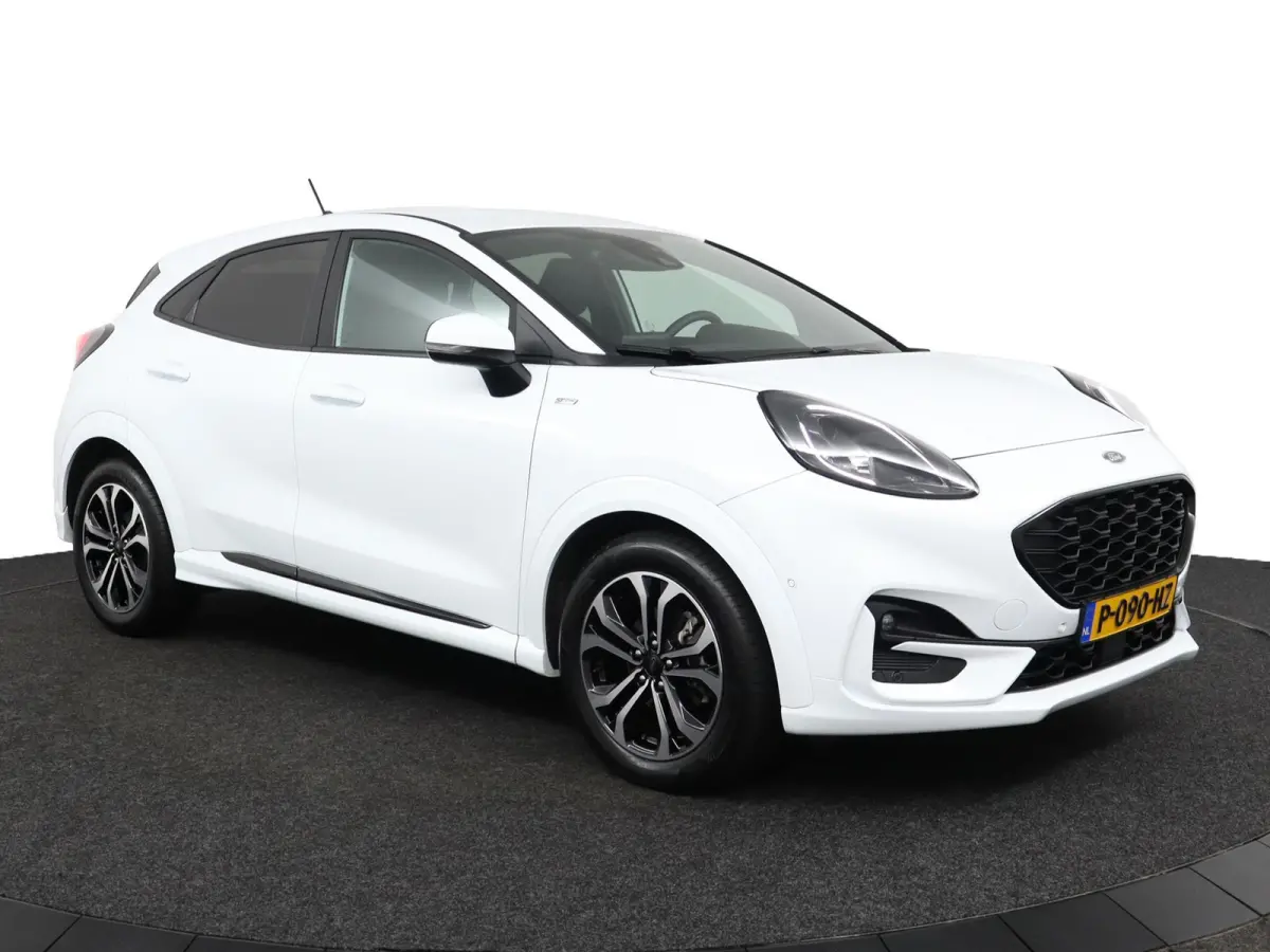 1.0 EcoBoost ST-Line | Trekhaak | Keyless Entry | CarPlay | Digitaal Dashboard |
