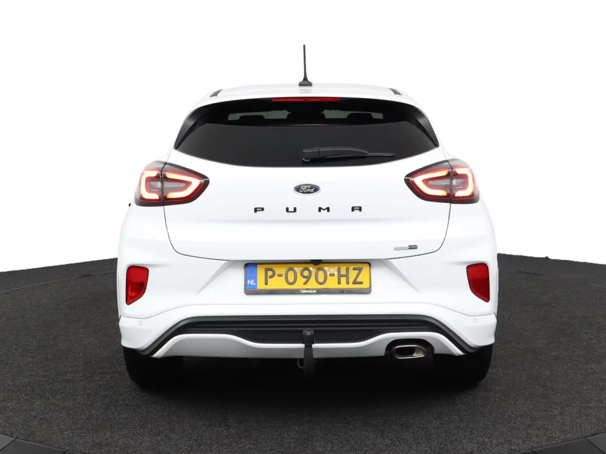 1.0 EcoBoost ST-Line | Trekhaak | Keyless Entry | CarPlay | Digitaal Dashboard |