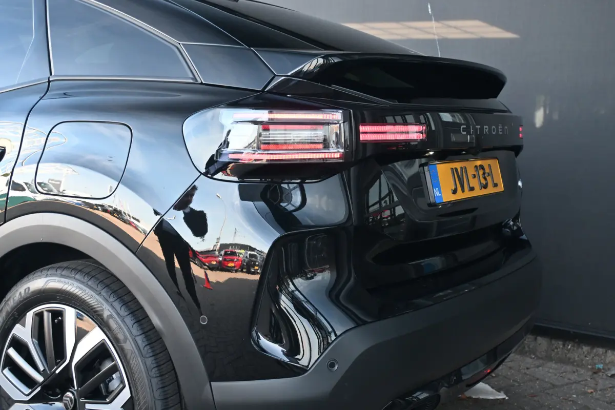 1.2 Hybrid 145pk Max tot 8 Jaar Garantie! | Navigatie | Comfortstoelen | Stoel/Stuurverwarming | Achteruitrijcamera | Draadloos Apple Carplay & Android Auto | !!