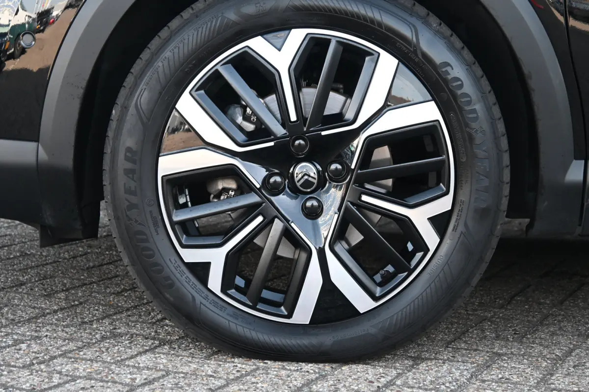 1.2 Hybrid 145pk Max tot 8 Jaar Garantie! | Navigatie | Comfortstoelen | Stoel/Stuurverwarming | Achteruitrijcamera | Draadloos Apple Carplay & Android Auto | !!