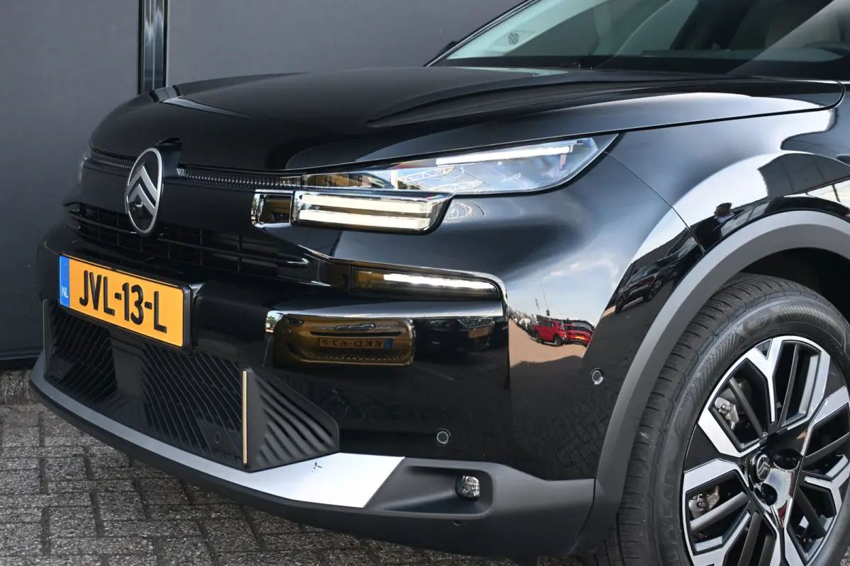 1.2 Hybrid 145pk Max tot 8 Jaar Garantie! | Navigatie | Comfortstoelen | Stoel/Stuurverwarming | Achteruitrijcamera | Draadloos Apple Carplay & Android Auto | !!