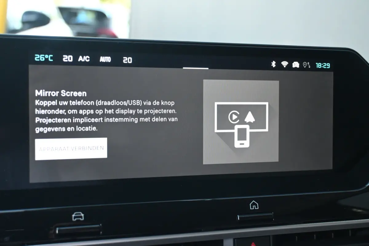 1.2 Hybrid 145pk Max tot 8 Jaar Garantie! | Navigatie | Comfortstoelen | Stoel/Stuurverwarming | Achteruitrijcamera | Draadloos Apple Carplay & Android Auto | !!