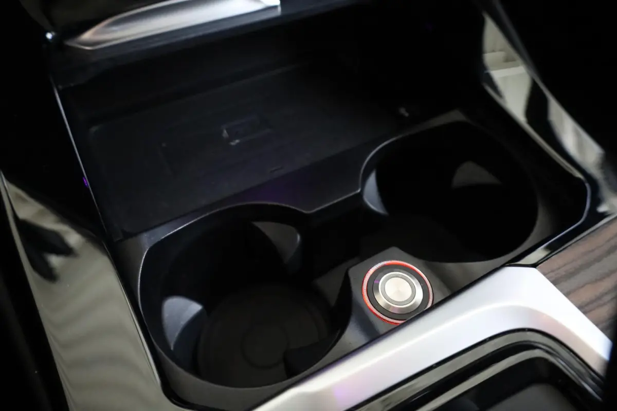 xDrive30i High Executive | Panorama-dak | Trekhaak | Adaptief onderstel | Cruise Control Adaptief | Harman Kardon | Head-up display