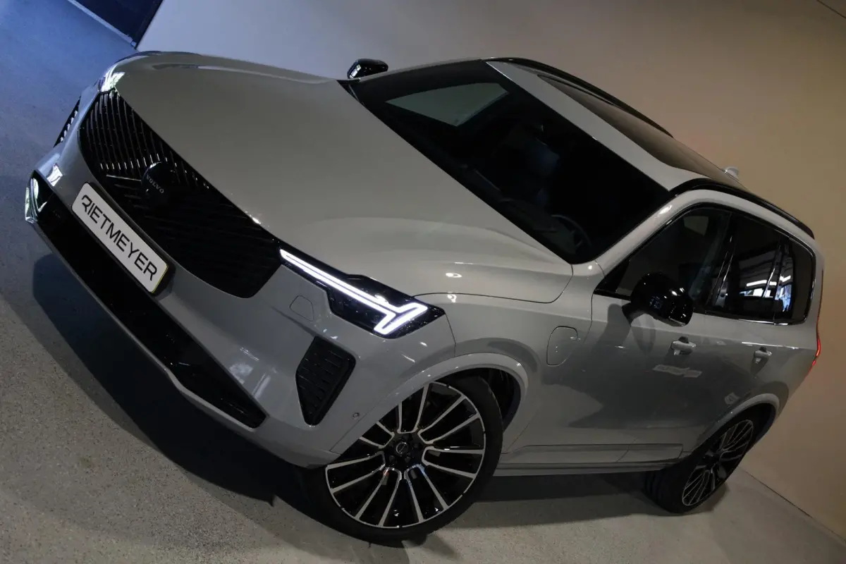2.0 T8 Plug-in hybrid AWD Ultra Bright |Pano |Massage |Nappa Leder |Luchtvering