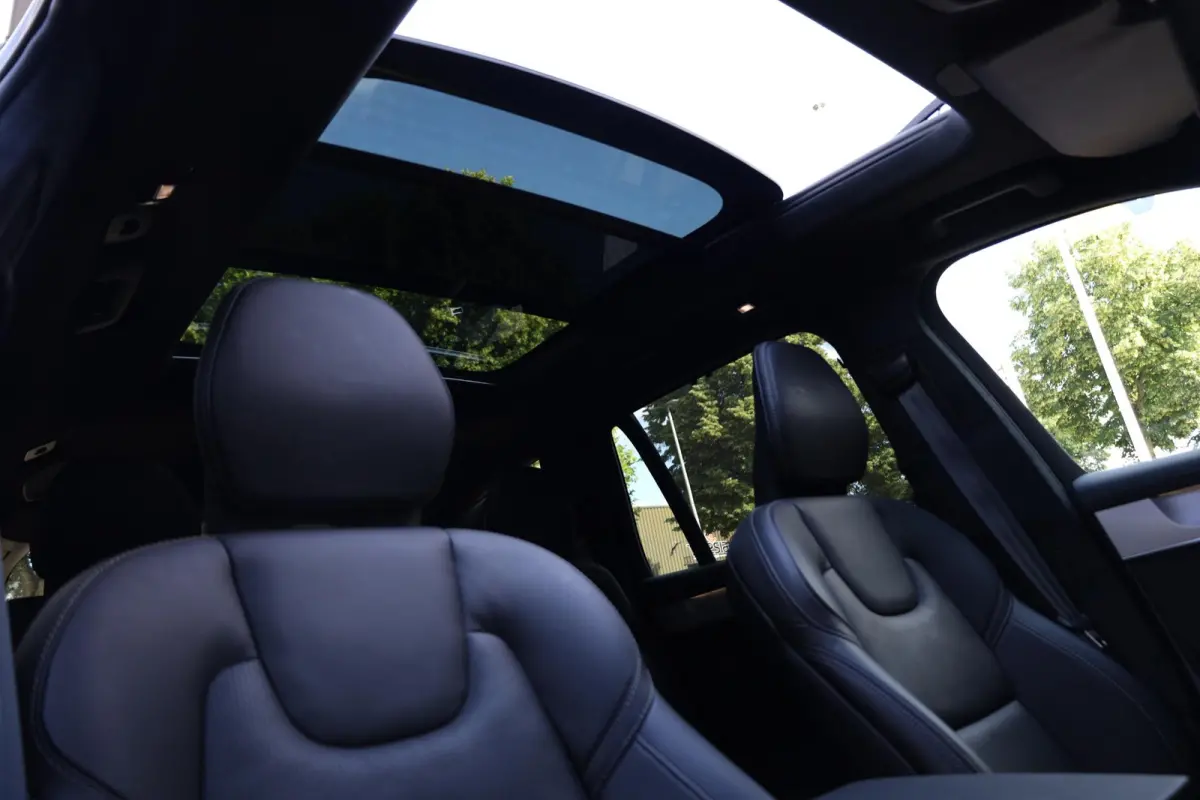 2.0 T8 Plug-in hybrid AWD Ultra Bright |Pano |Massage |Nappa Leder |Luchtvering