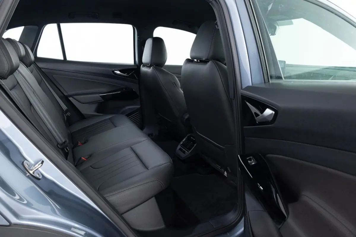 Pro 77 kWh | LEDER | NAVI | ECC | LED | SOH: 96,4% | !