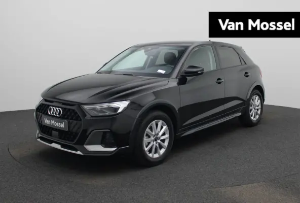 30 TFSI Advanced edition | Adaptive cruise control | Parkeersensoren | Stoelverwarming | Smartphone interface | Privacy glas | Climate control | Audi sound system