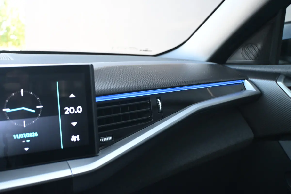 1.2 Turbo Hybrid GS | Navigatie | Stoel/Stuurverwarming | Achteruitrijcamera | HUD | Apple Carplay & Android Auto | !!