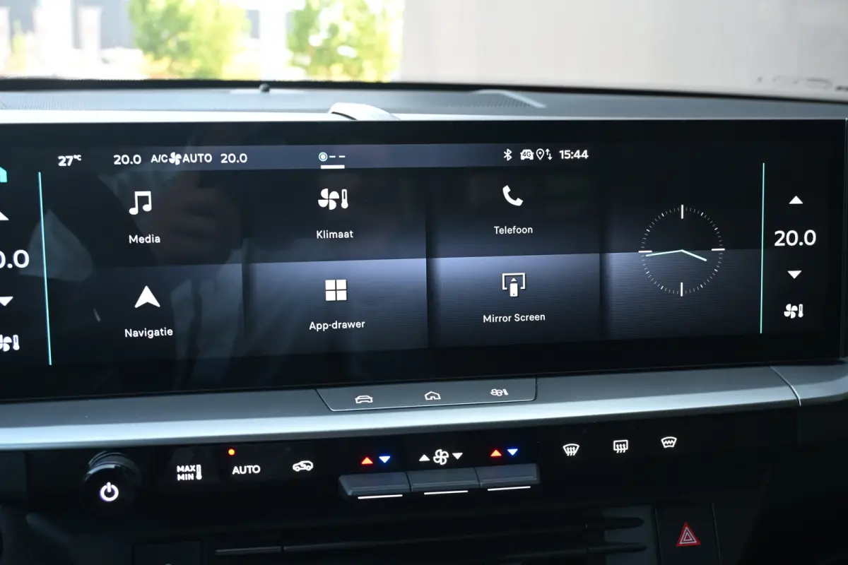 1.2 Turbo Hybrid GS | Navigatie | Stoel/Stuurverwarming | Achteruitrijcamera | HUD | Apple Carplay & Android Auto | !!