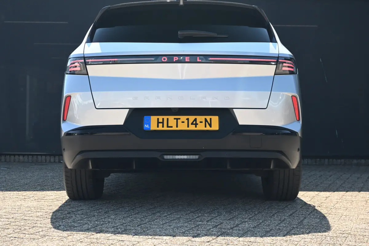 1.2 Turbo Hybrid GS | Navigatie | Stoel/Stuurverwarming | Achteruitrijcamera | HUD | Apple Carplay & Android Auto | !!