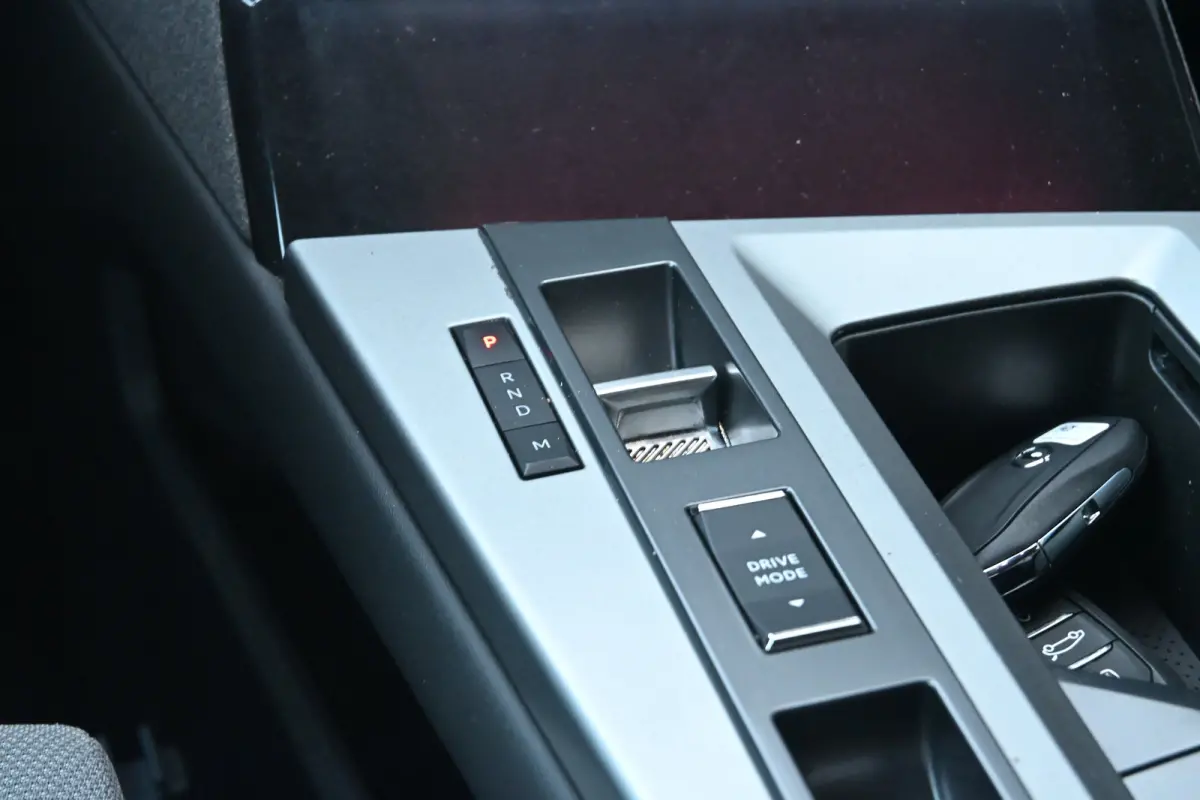 1.2 Turbo Hybrid GS | Navigatie | Stoel/Stuurverwarming | Achteruitrijcamera | HUD | Apple Carplay & Android Auto | !!