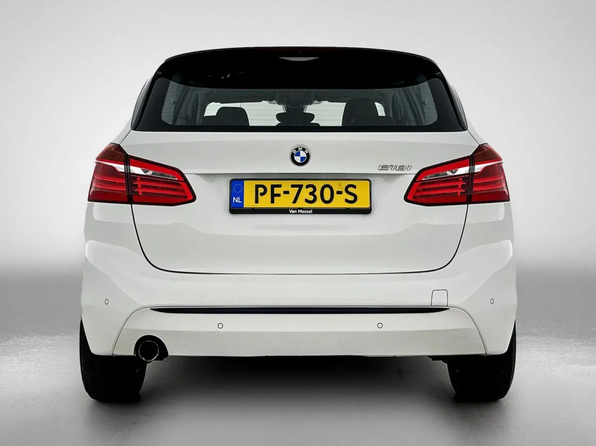 218i Executive