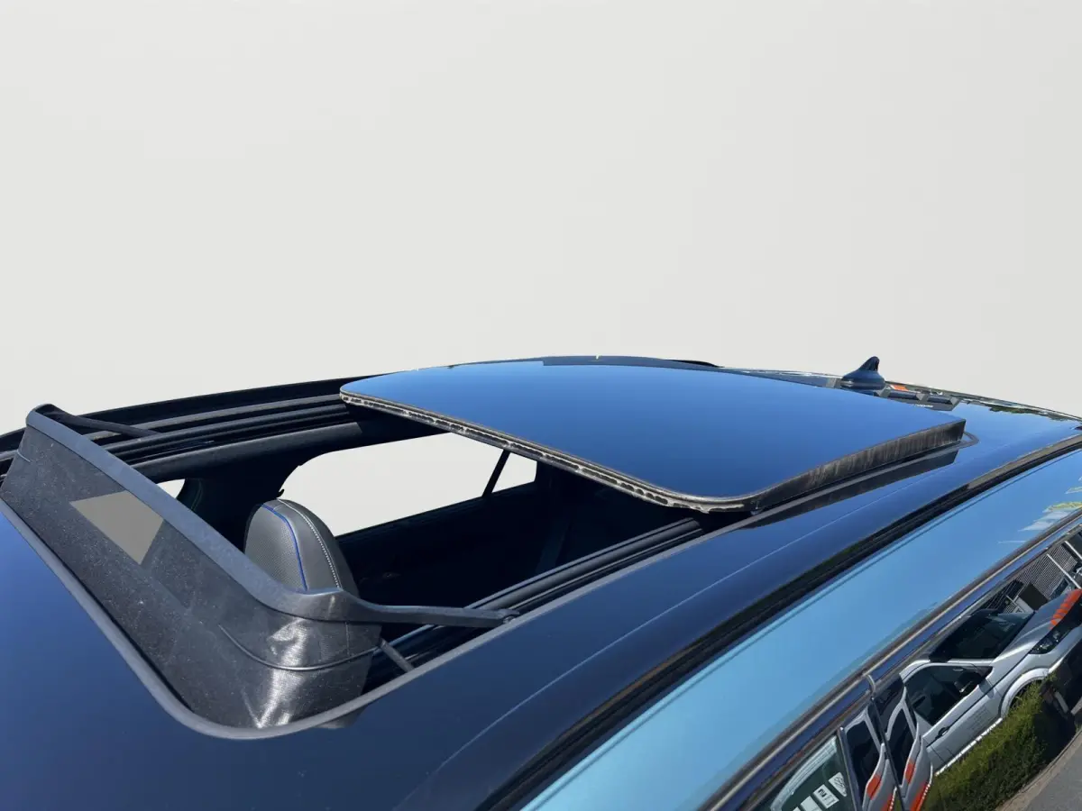 1.5 eHybrid R-Line Business | 272Pk | Trekhaak | Pano | 5J garantie | Blackstyle Plus | Harman Kardon | Alcantara hemel |