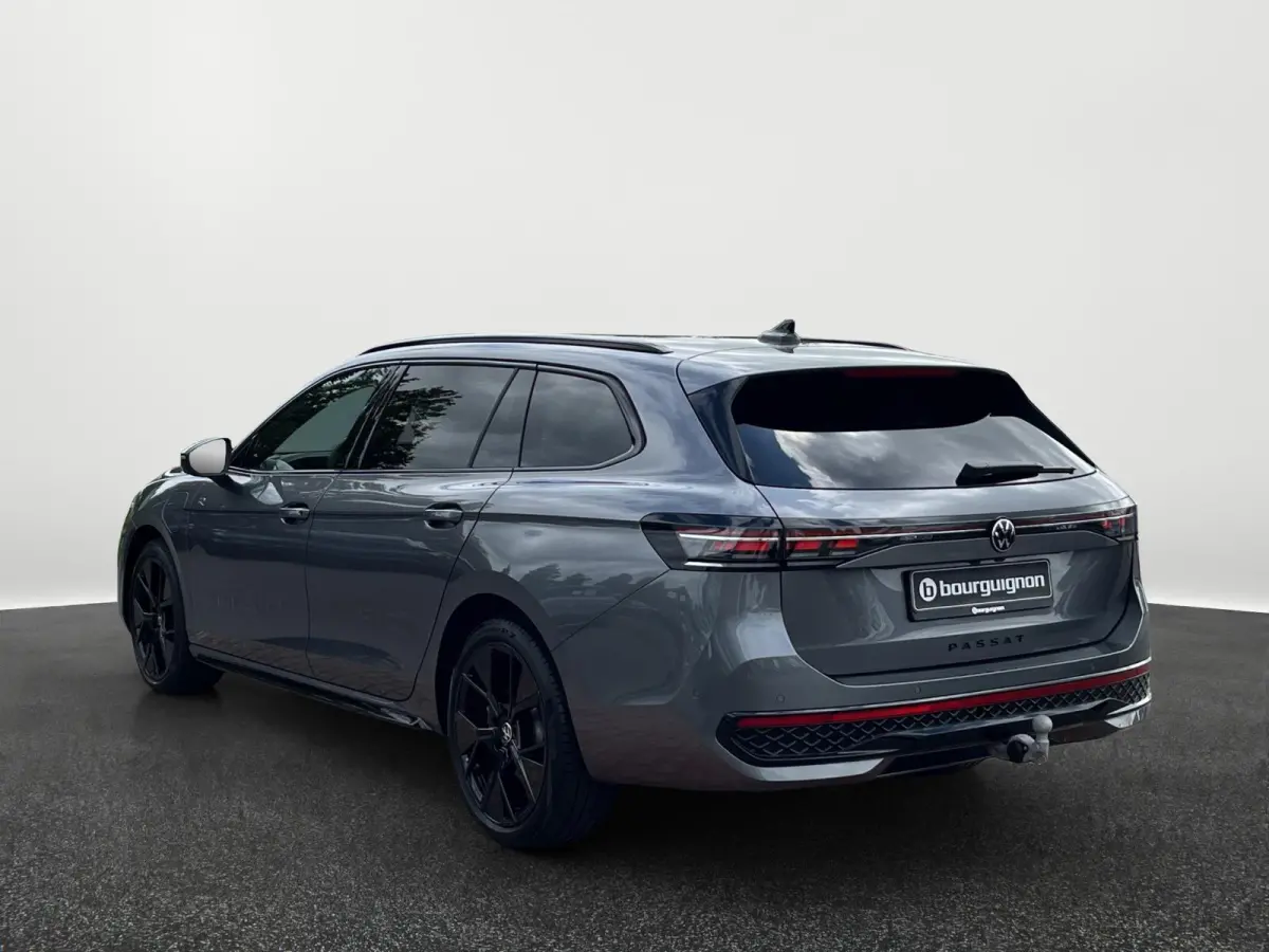 1.5 eHybrid R-Line Business | Trekhaak | 5J Garantie | Winterpakket | IQ.Drive | 272Pk | 98% |