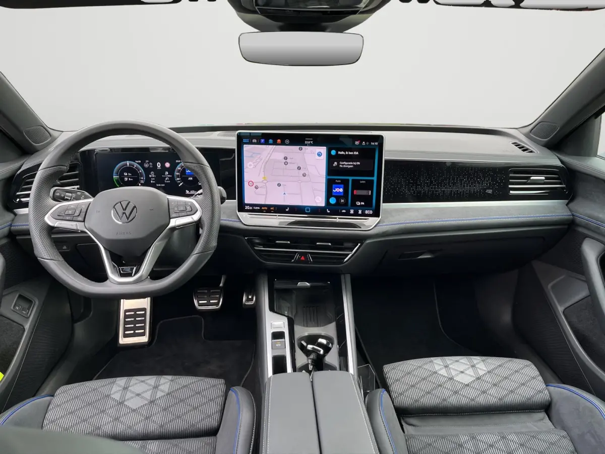 1.5 eHybrid R-Line Business | Trekhaak | 5J Garantie | Winterpakket | IQ.Drive | 272Pk | 98% |