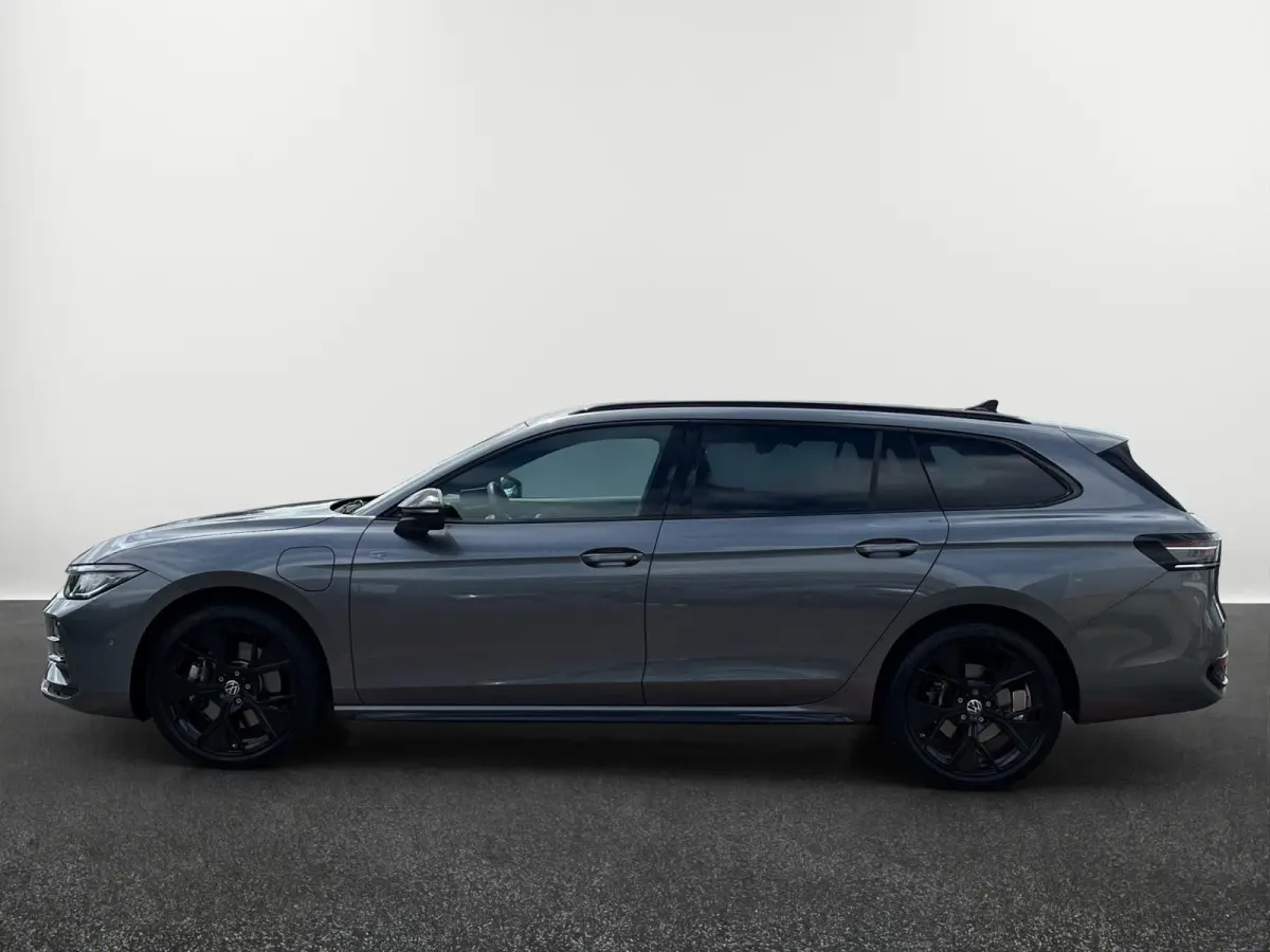 1.5 eHybrid R-Line Business | Trekhaak | 5J Garantie | Winterpakket | IQ.Drive | 272Pk | 98% |