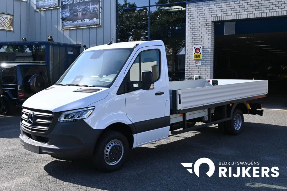 517 CDI Pro L3 Open laadbak 3500 kg Trekgewicht, LED, Smartphone integratie, Etc.