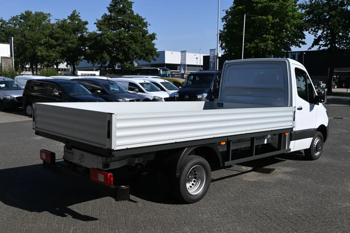 517 CDI Pro L3 Open laadbak 3500 kg Trekgewicht, LED, Smartphone integratie, Etc.