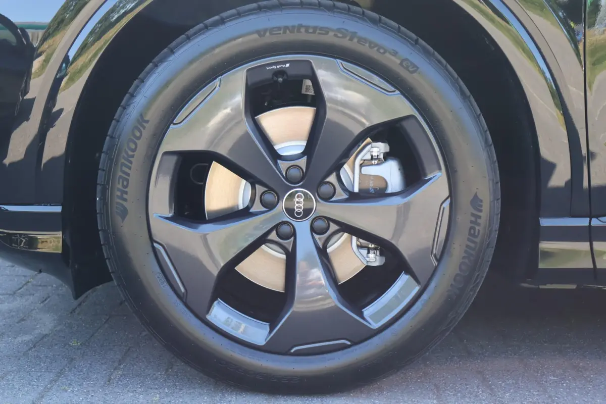 286pk S Edition 82 kWh | 20" Velgen | Panoramadak