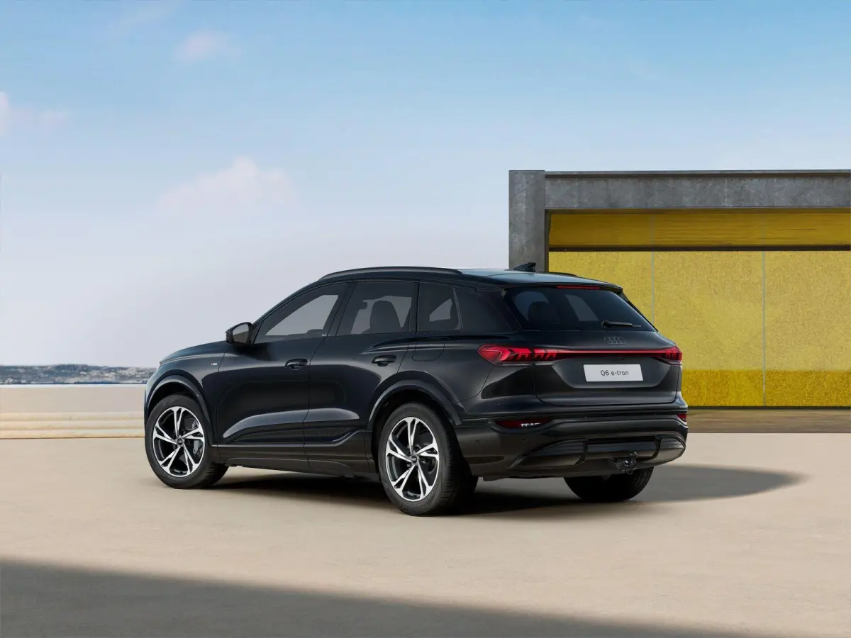 252pk S Edition 83 kWh | Panoramadak | Trekhaak Pakket
