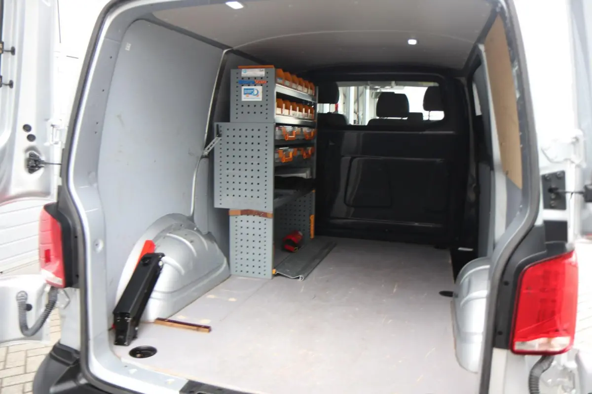 2.0 TDI 150pk DSG L1H1 28 | Navigatie | App Connect | Trekhaak | Parkeersensoren Achter | DAB+