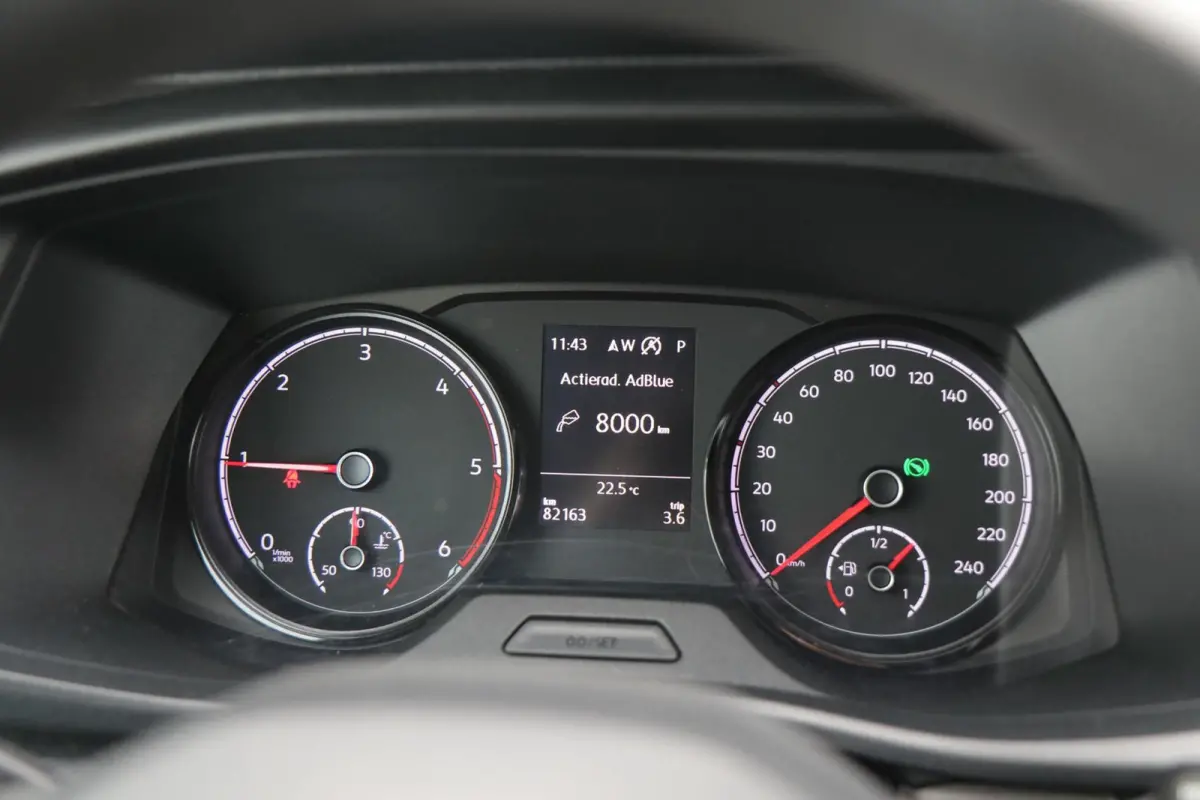 2.0 TDI 150pk DSG L1H1 28 | Navigatie | App Connect | Trekhaak | Parkeersensoren Achter | DAB+