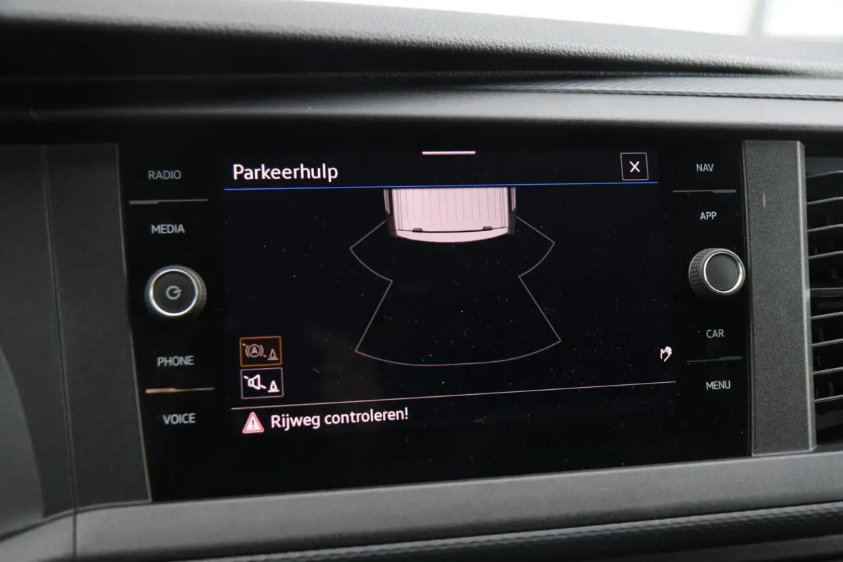 2.0 TDI 150pk DSG L1H1 28 | Navigatie | App Connect | Trekhaak | Parkeersensoren Achter | DAB+