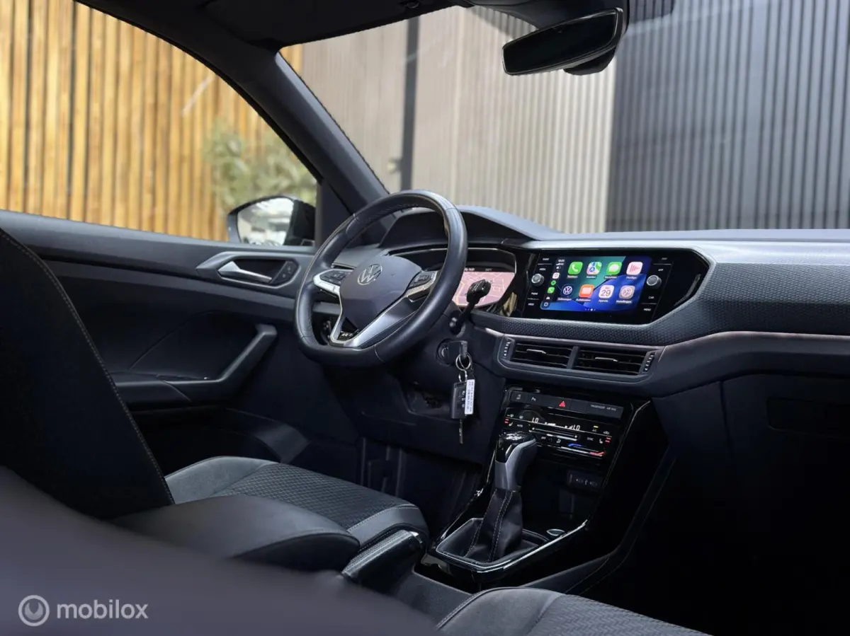 1.0 TSI R-Line|Led|Acc|Pdc|Carplay|Sfeer