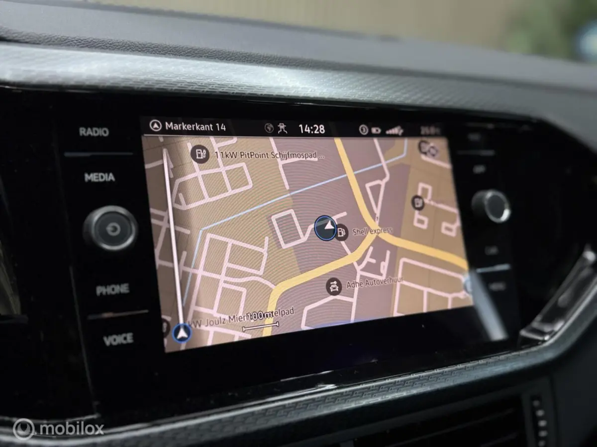 1.0 TSI R-Line|Led|Acc|Pdc|Carplay|Sfeer