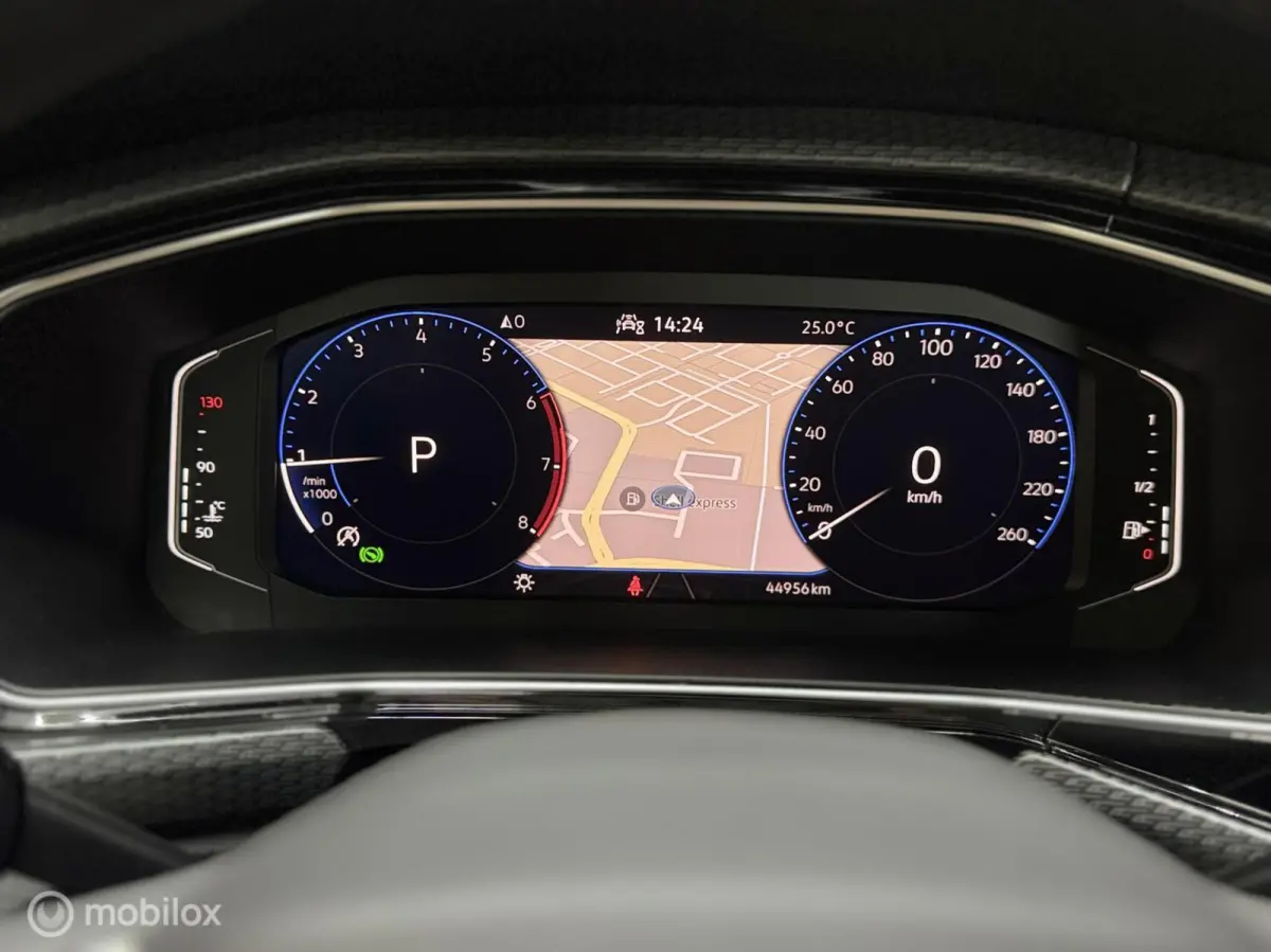 1.0 TSI R-Line|Led|Acc|Pdc|Carplay|Sfeer