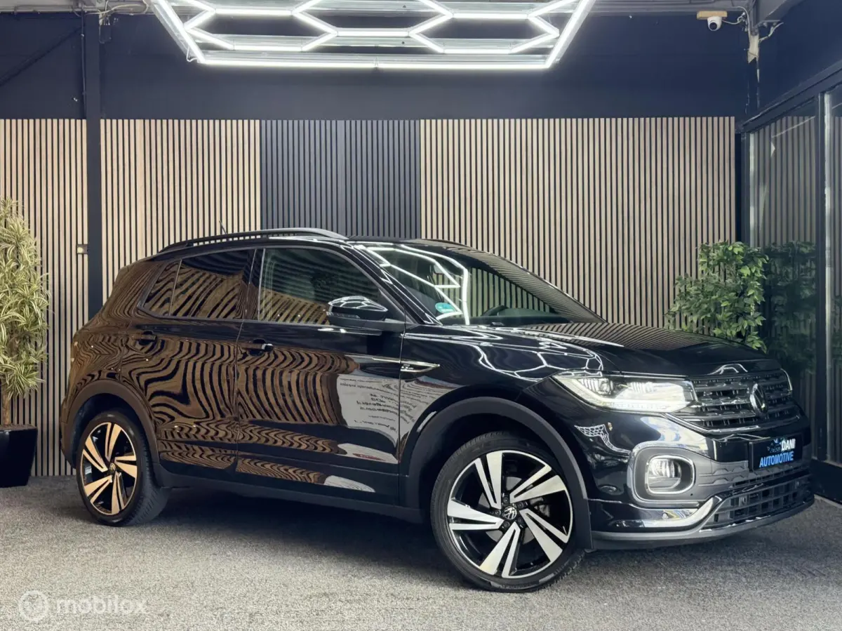 1.0 TSI R-Line|Led|Acc|Pdc|Carplay|Sfeer