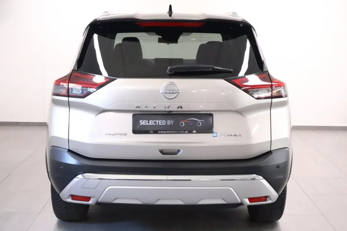 1.5 e-4ORCE Tekna 4WD | Two-Tone