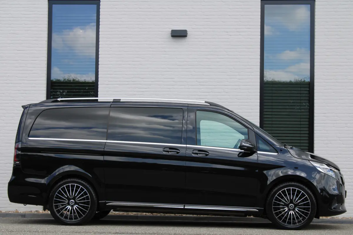 300 L2 / AMG / Luchtvering / 7-Persoons / 360 Camera / Vol Opties / NIEUWSTAAT