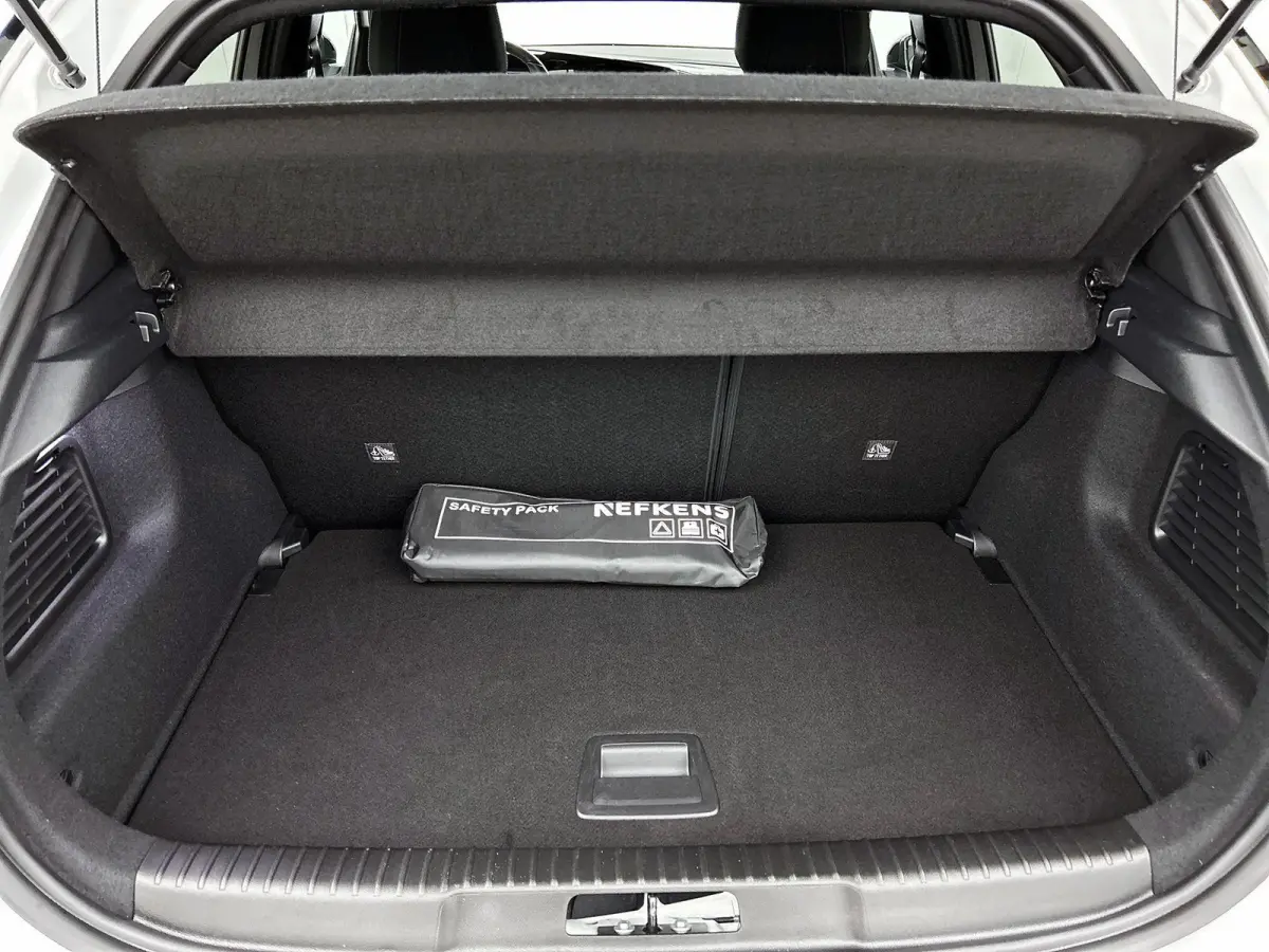1.2 130pk Ultimate Automaat | Navigatie | Climate Control | Adaptieve Cruise Control | Achteruitrijcamera | Stoelmassage | LED Koplampen | Keyless Entry/Start | Verwarmbare Voorstoelen/Stuur