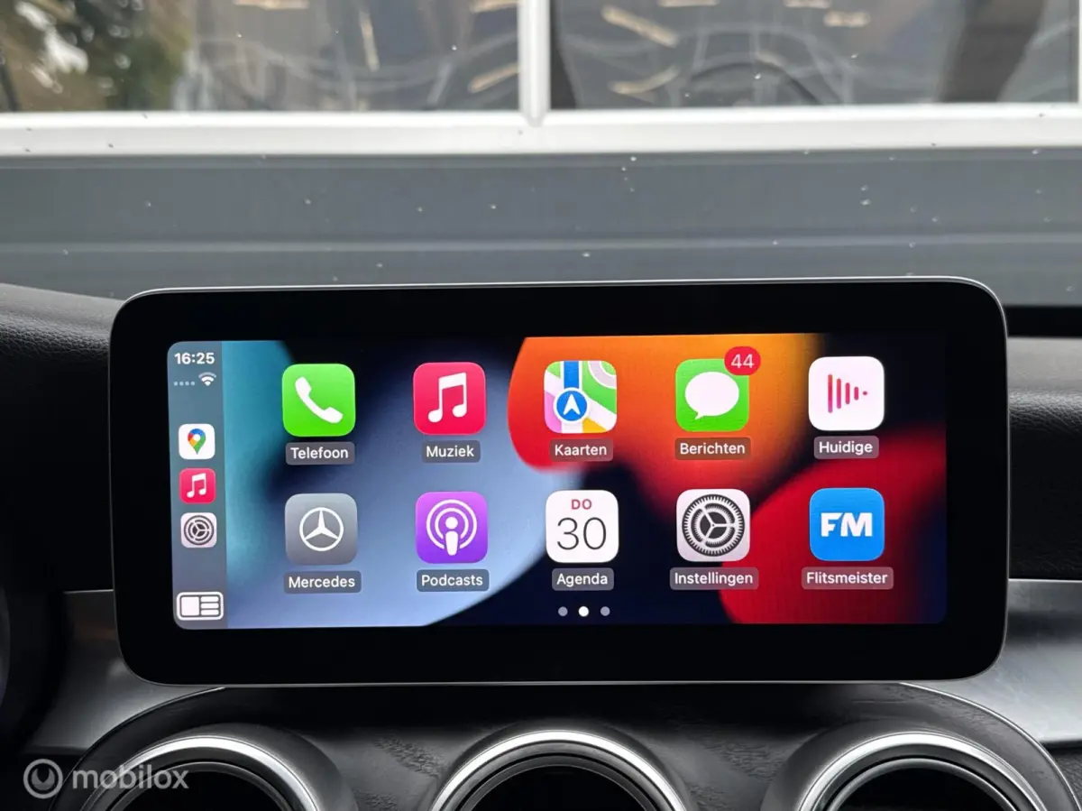 300 Amg Performance Panodak Leer Navi Carplay Virtual Burmeister